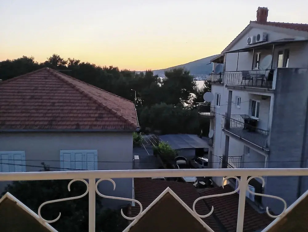 Cozy Trogir Apartment With 3 Bedrooms
