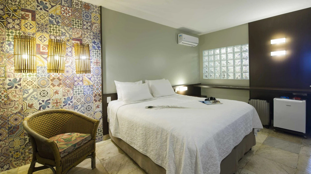 Hotel Pontal de Ubu