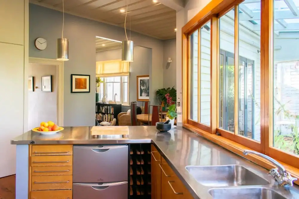 Characterful 2 Bedroom Ponsonby Villa With Private Garden