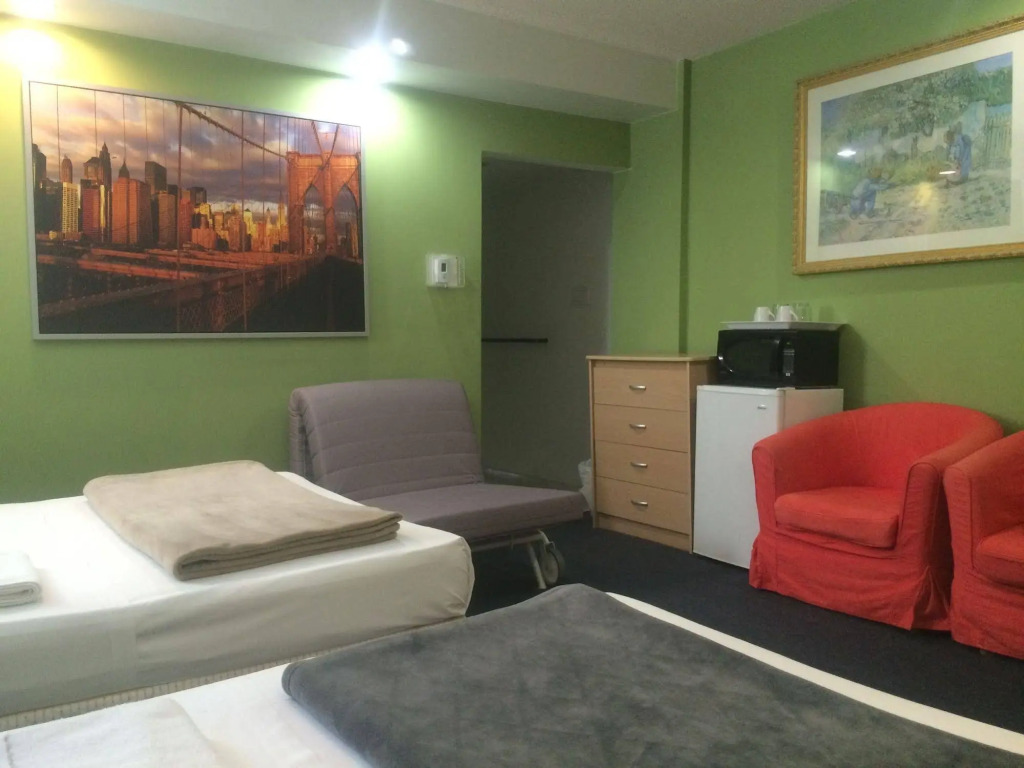 Adas Guesthouse