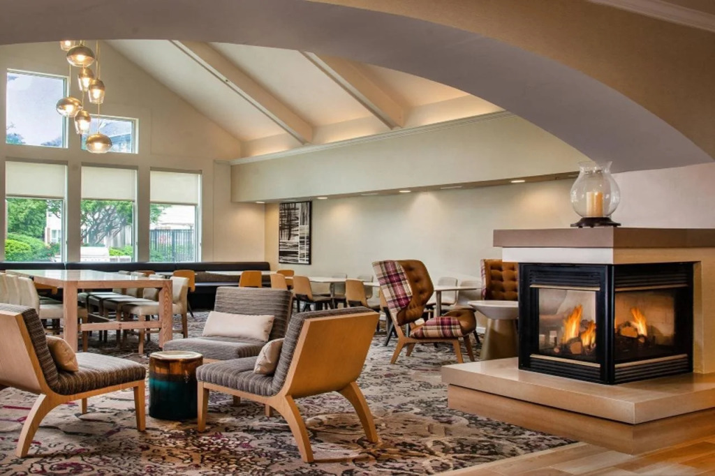 Sonesta ES Suites Baltimore BWI Airport