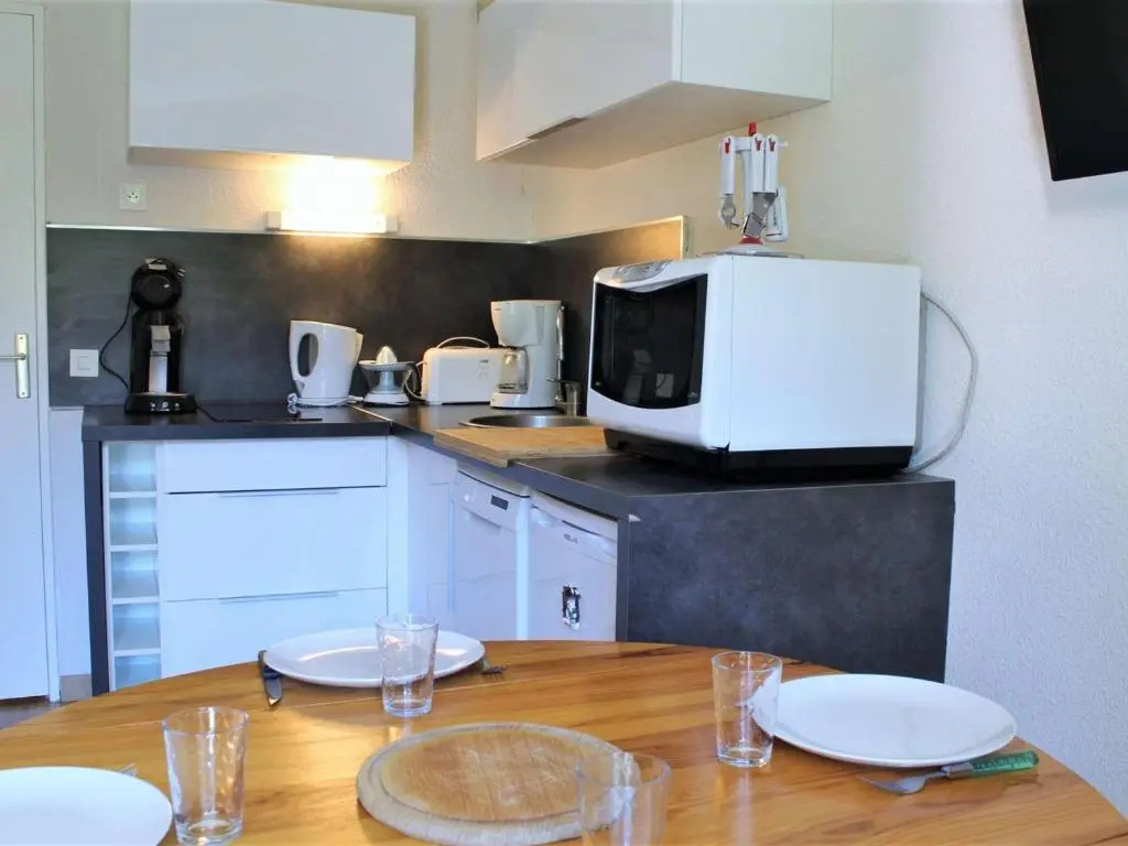 Appartement Risoul, 1 pièce, 4 personnes - FR-1-330-503
