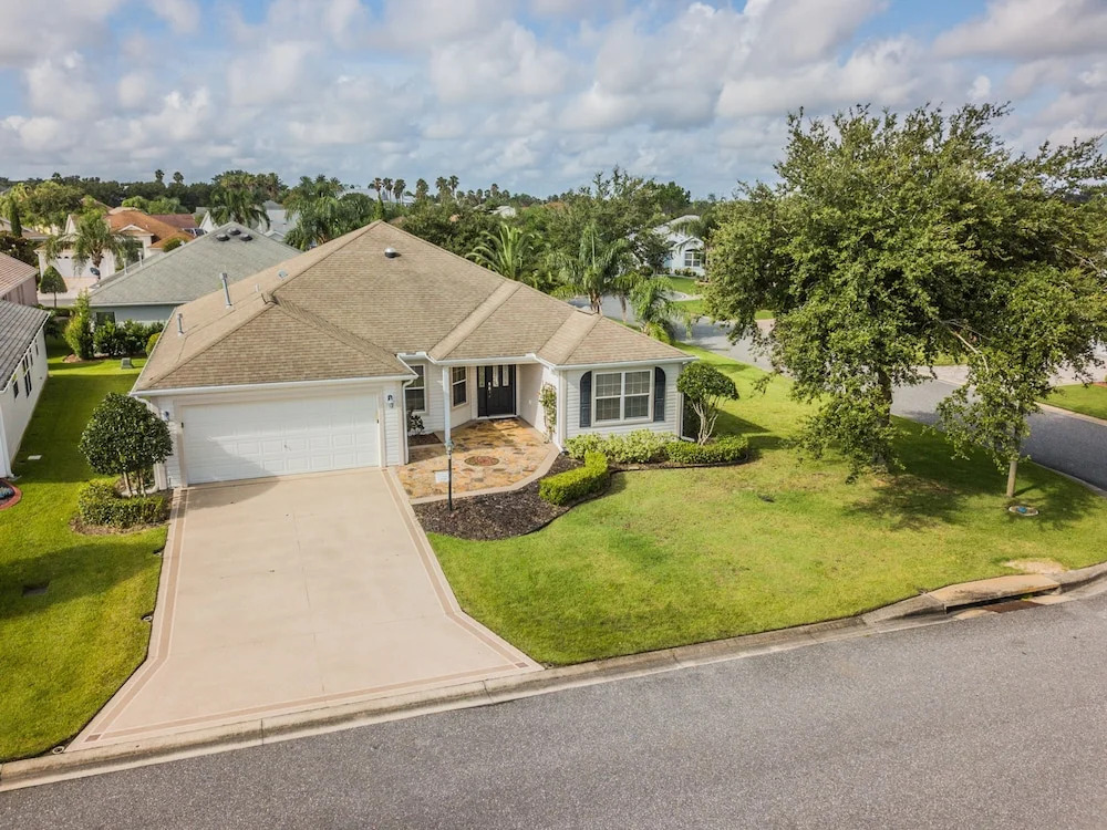 Gayle Mill Drive 1384 by White Pelican VR