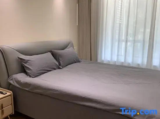Zixi Homestay (Dai ancient town )