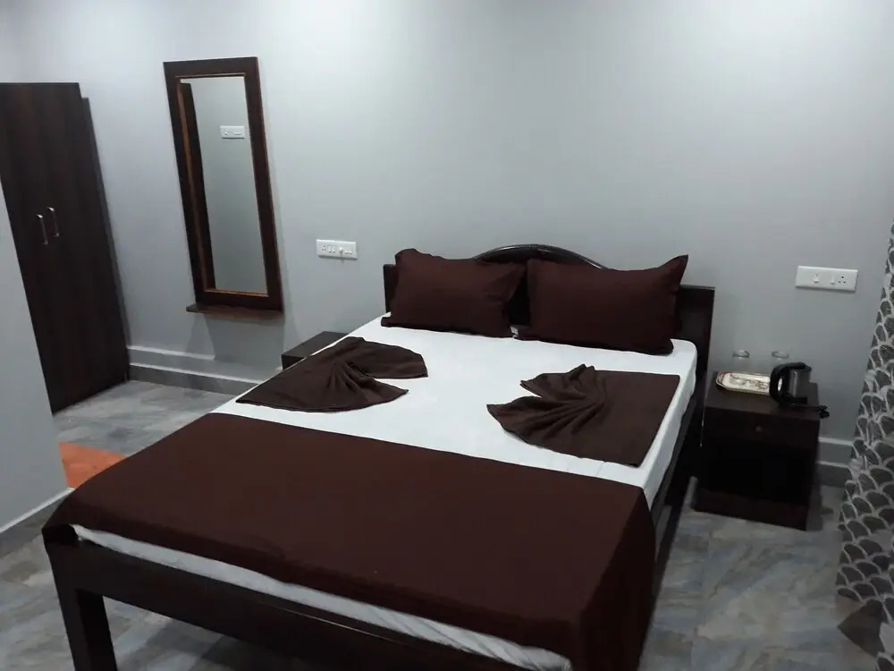 Shawn's Holiday Inn