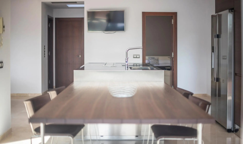 Limonium Deluxe Villa with Private Pool, TarracoHomes