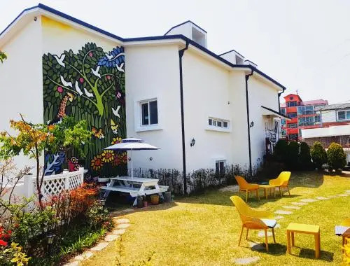 Tongyeong One Guesthouse