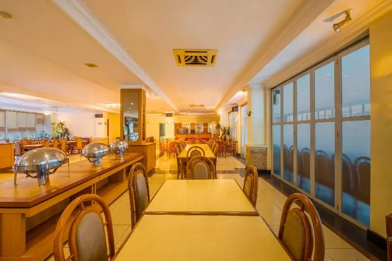 Baltika Hotel by OYO Rooms