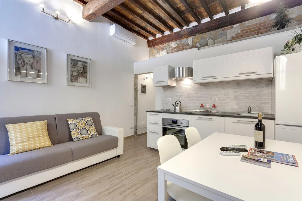 Florence Apartment Guelfa90