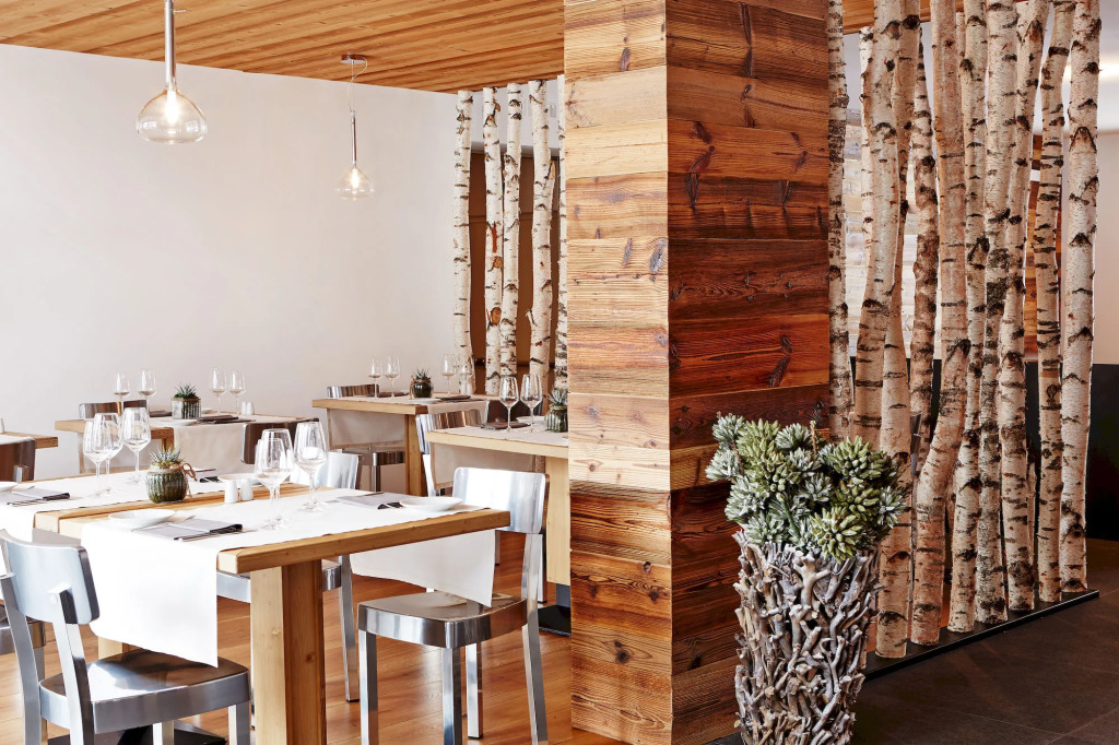 Montana Lodge & Spa, by R Collection Hotels