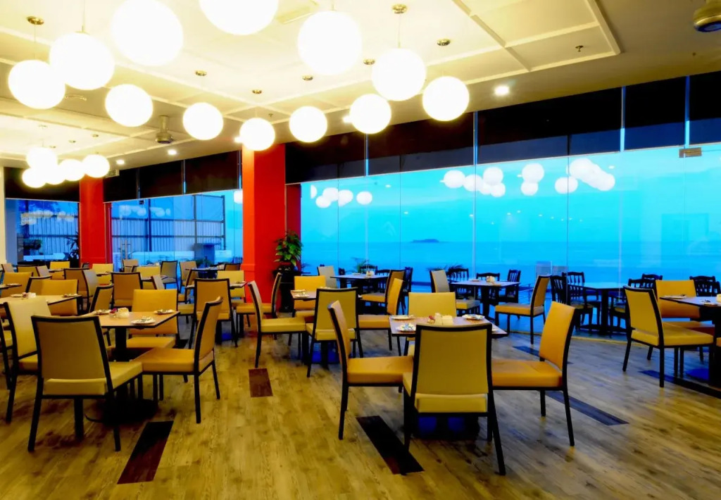 Hotel Sentral Seaview