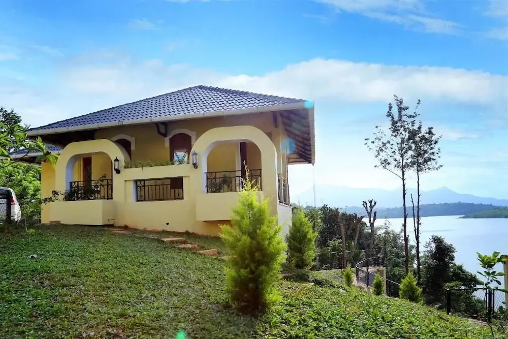Vista Del Lago - Lakeview Homestay