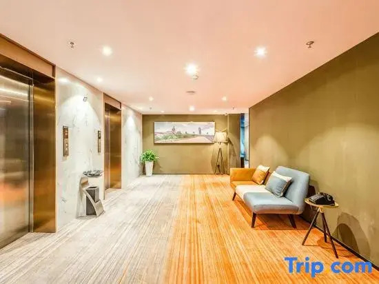 Suning Yayue Hotel (Nanjing Xianlin University Town Xuzhuang Software Park)