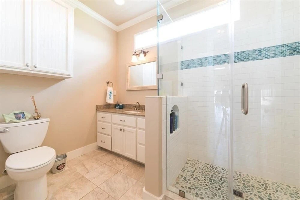 Bienvenu To The Beach 3 Bedroom Home by RedAwning