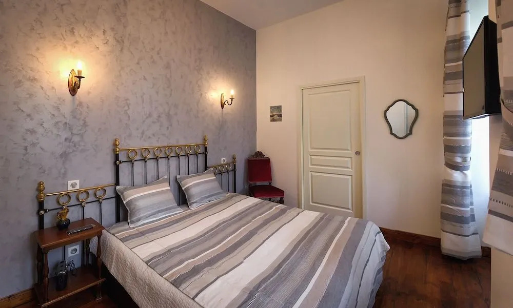 Villa lOrante