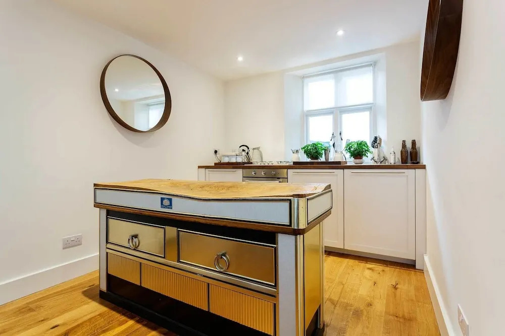 Fanciful in Fitzrovia