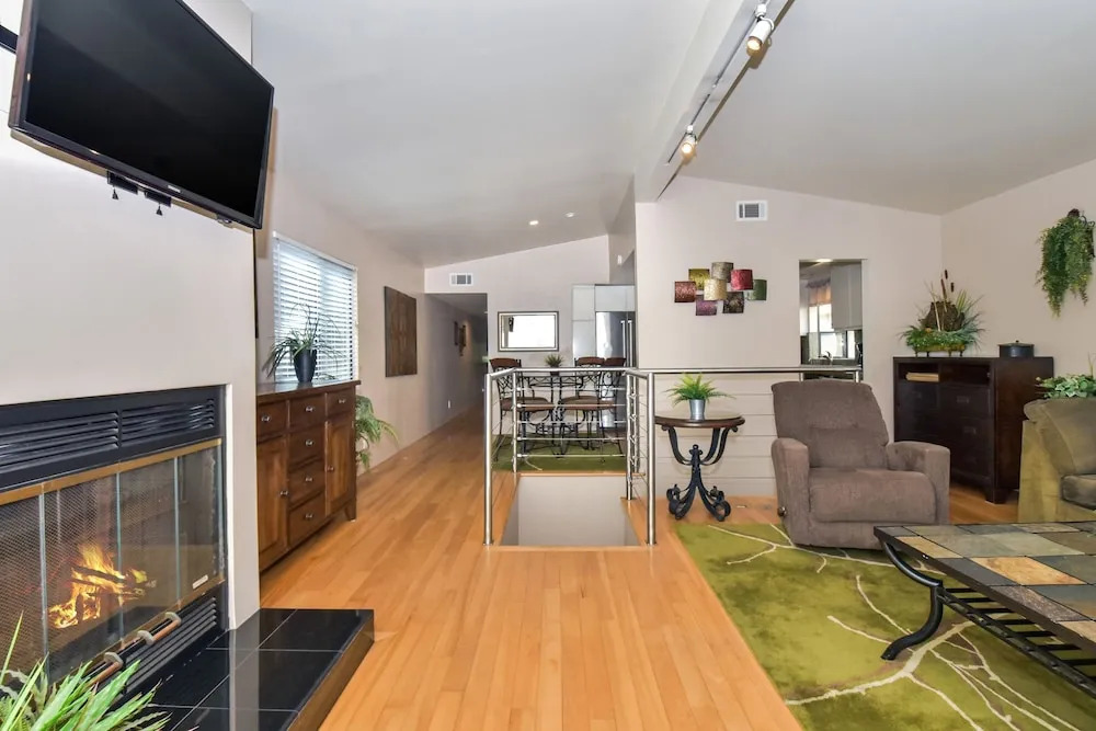 303 5 35th St 68220 by RedAwning