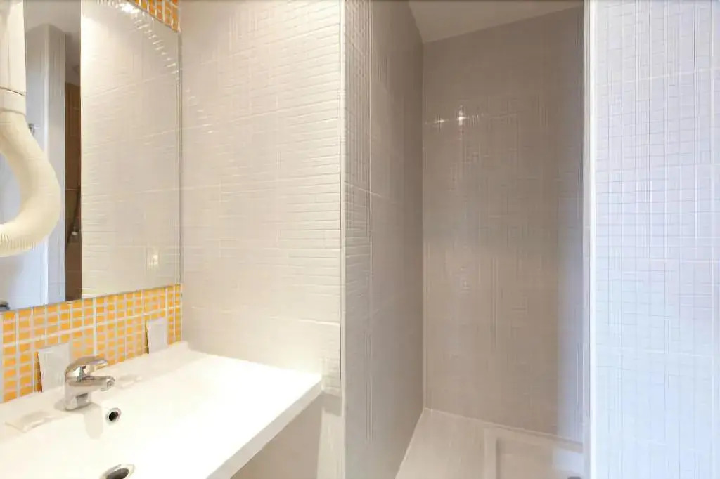Orly Superior Hotel