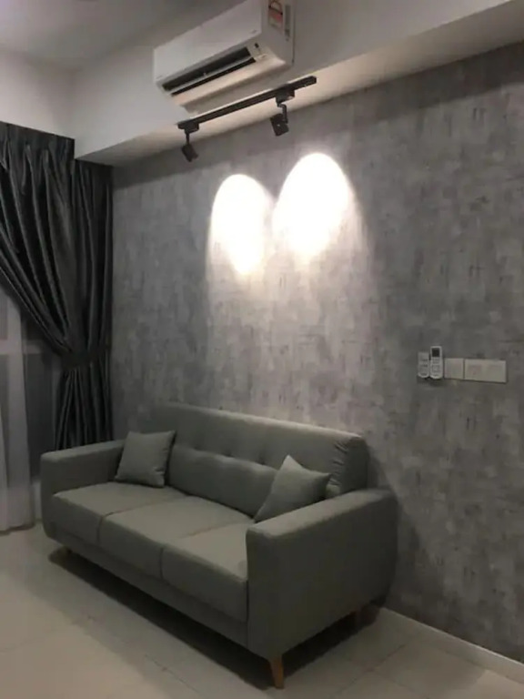 Breeze Home KK