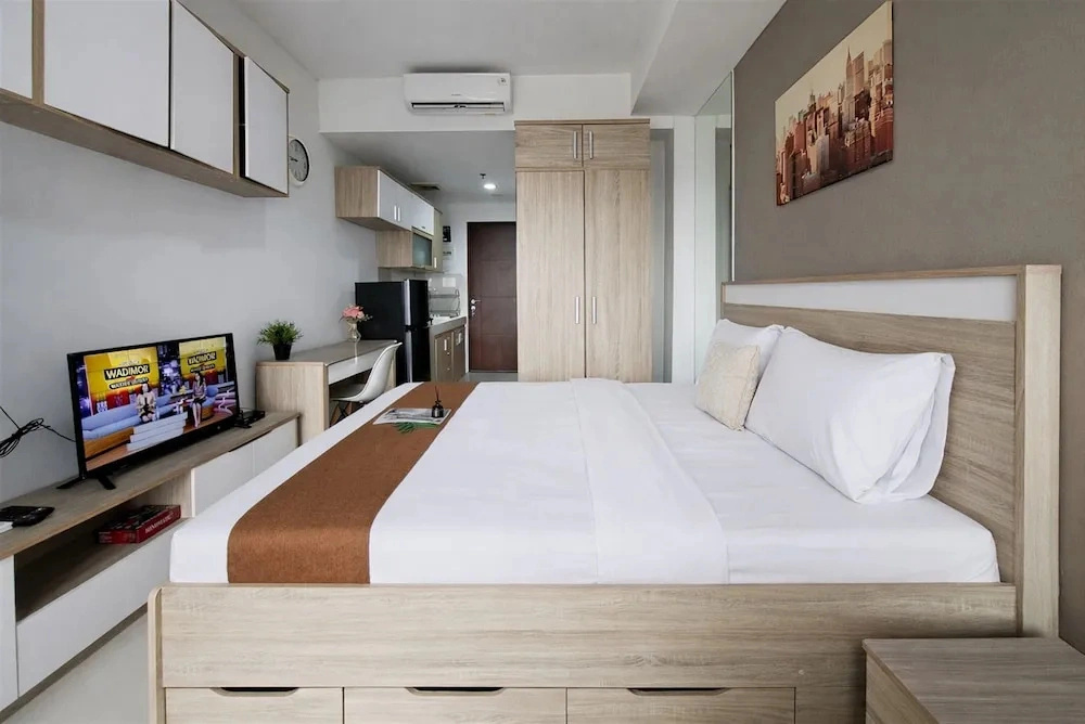 Simply Minimalist Studio Apartment Springwood Residence Tangerang