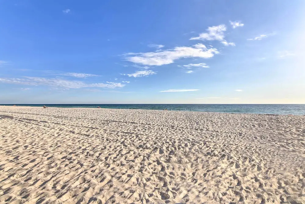 Stunning Ocean Views: Daytona Beach Shores Condo