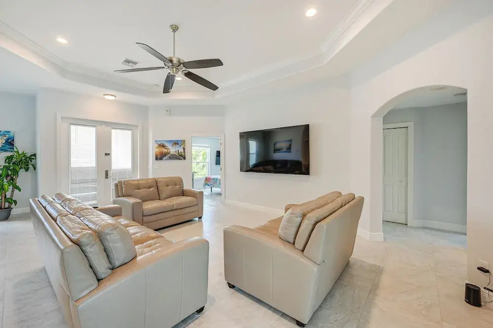 Marco Island Home w/ Hot Tub, Lanai & Yard