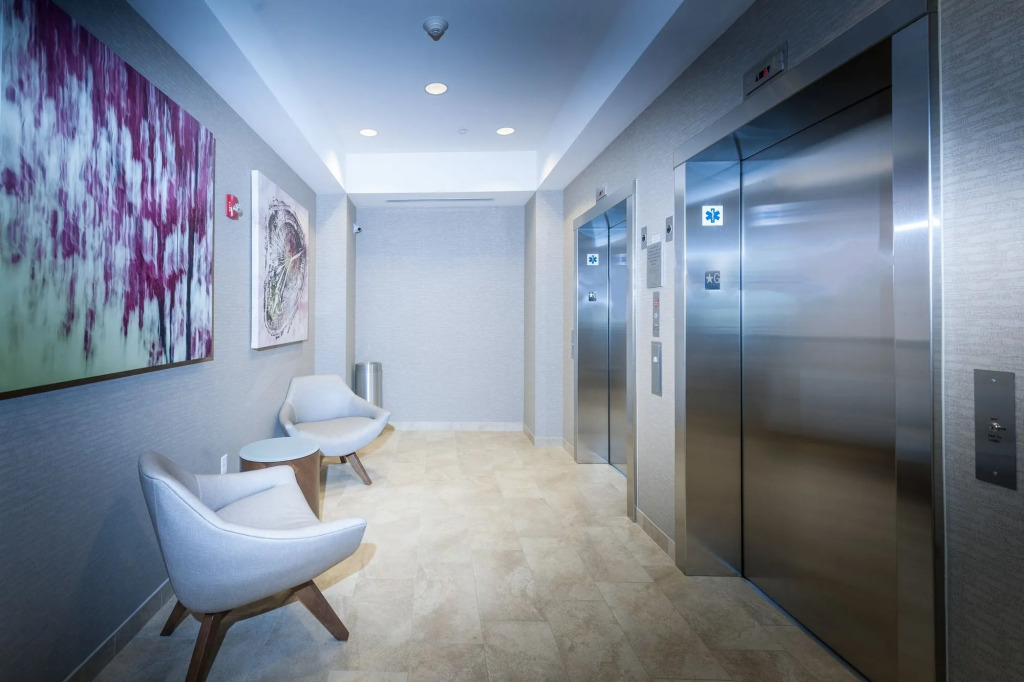 Courtyard by Marriott Boston Littleton