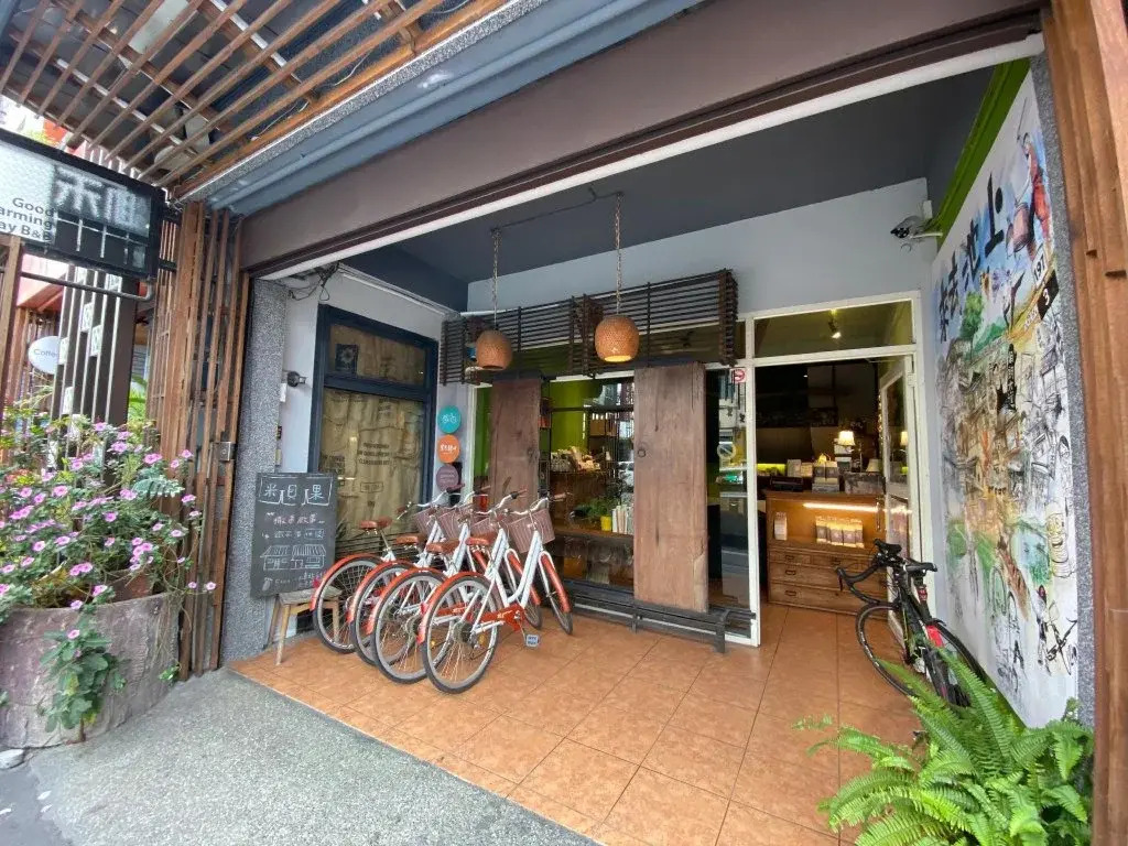 鋤禾日好青年旅館-站前館Good Farming Day Hostel