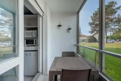 Studio avec loggia - à 200m de la plage - Parking