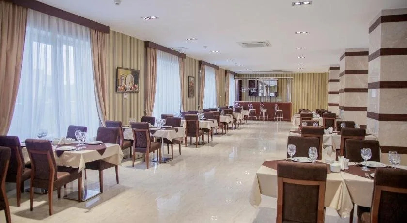 Black Mount Hotel