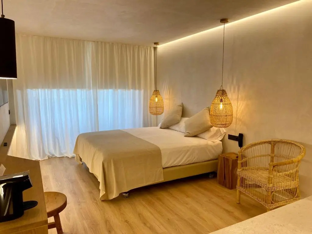 S Estancia Suites