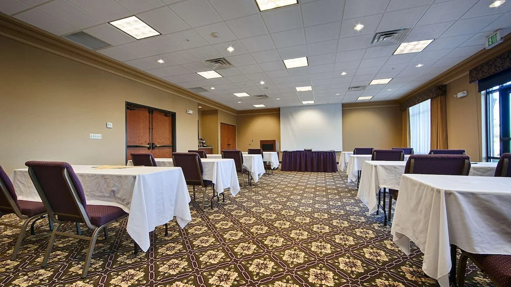 Best Western Premier Pasco Inn and Suites
