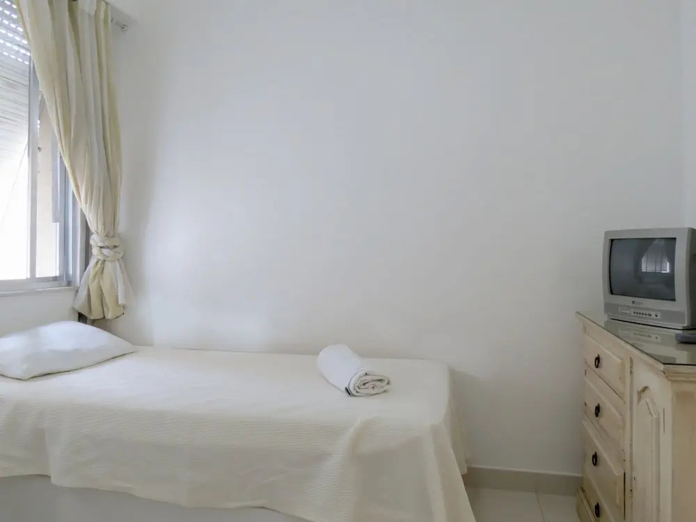 LinkHouse Clean & Comfort 2-BDR Copacabana C2-0046