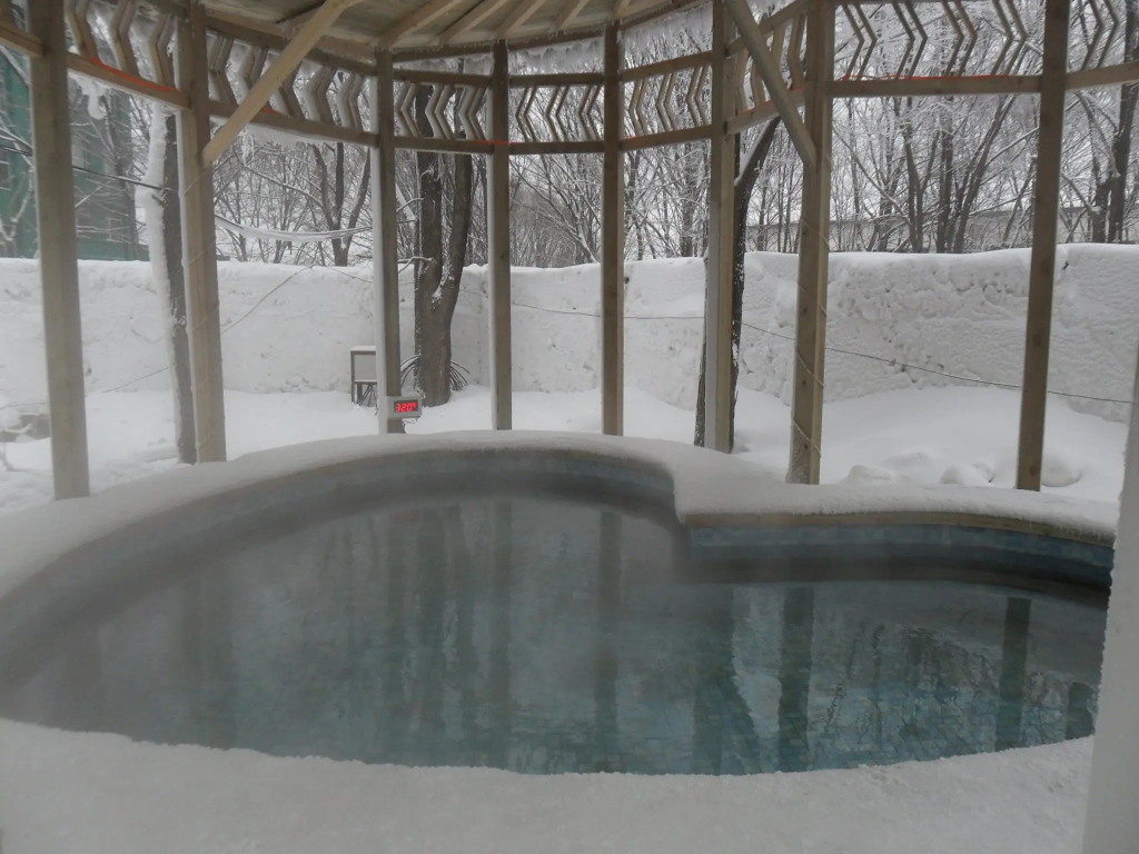 Yabuli Folk Village Spa Resort Hotel