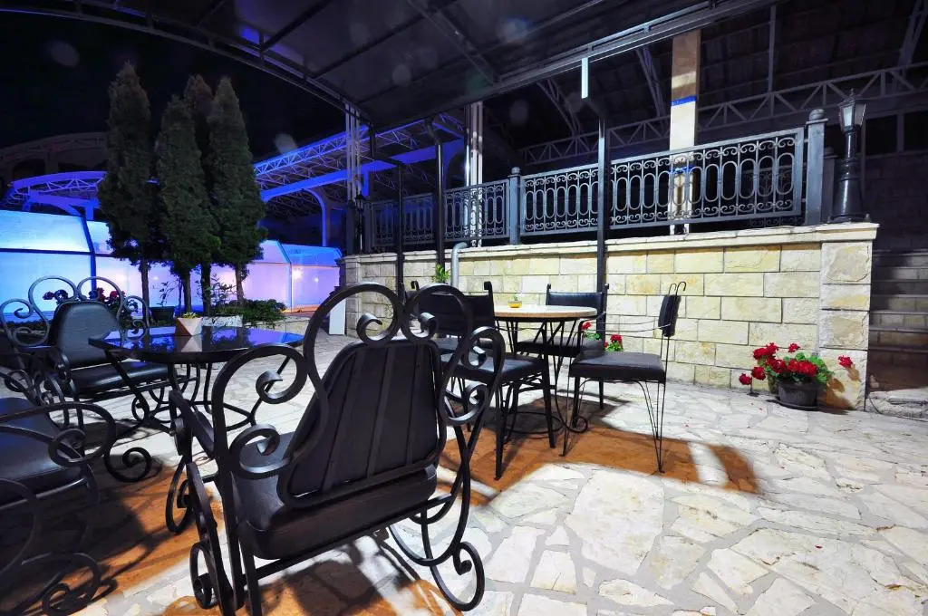 Sunny Hill Apartments & Aqua Park