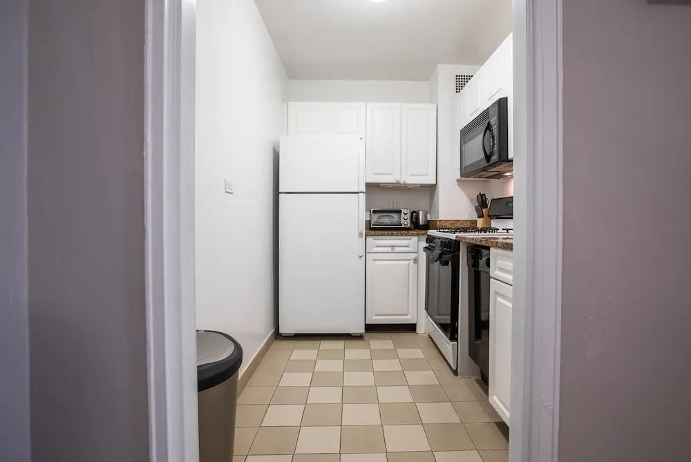 2 Bed Apt Ideally Located in UES of Manhattan