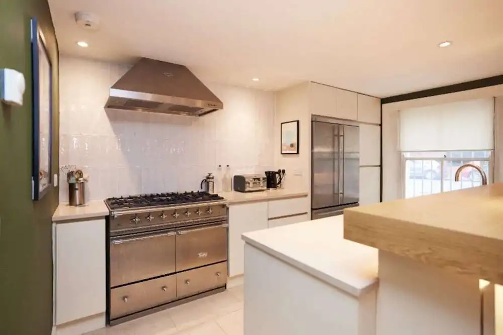 The Brimmington Park Escape - Lovely 3BDR House with Study Room + Garden