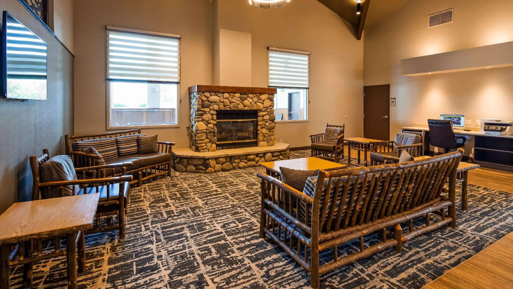 Best Western Sawtooth Inn and Suites