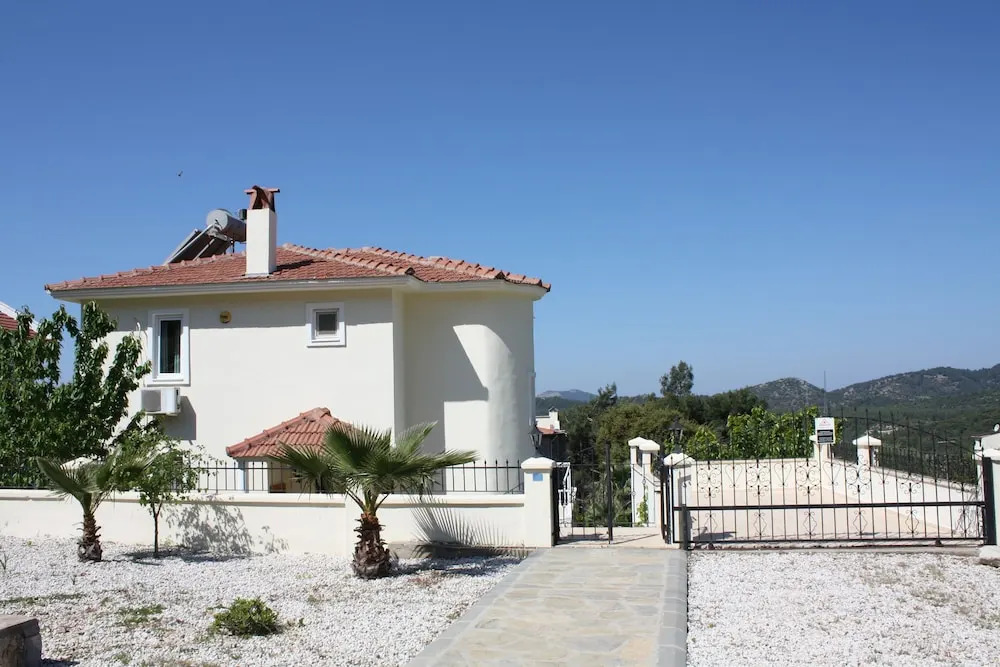 Shiraz Villa