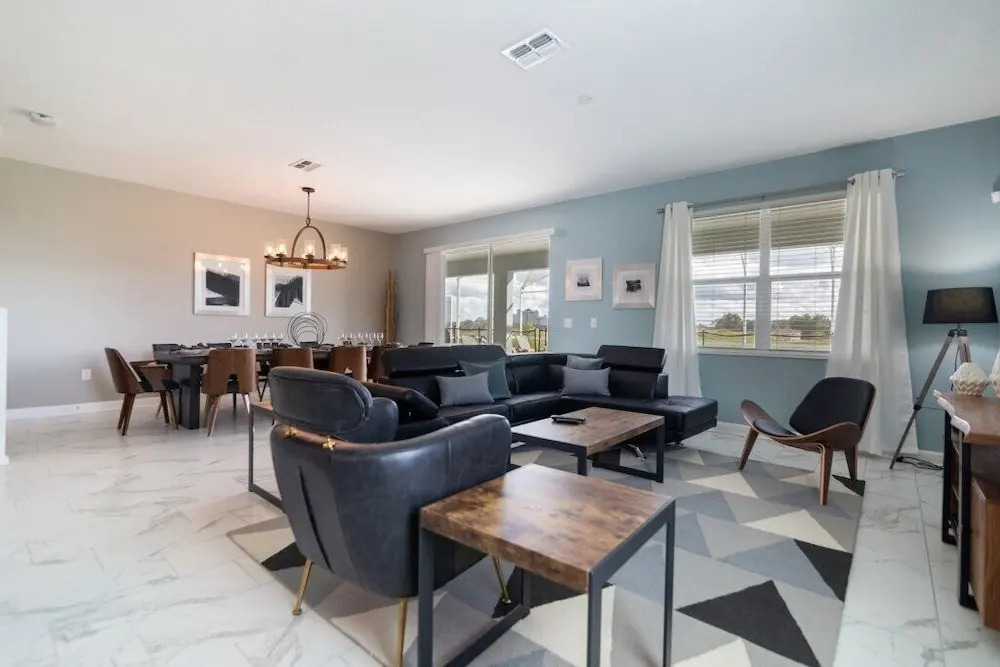 Champions Gate 1620 - Eight Bedroom Pool Home