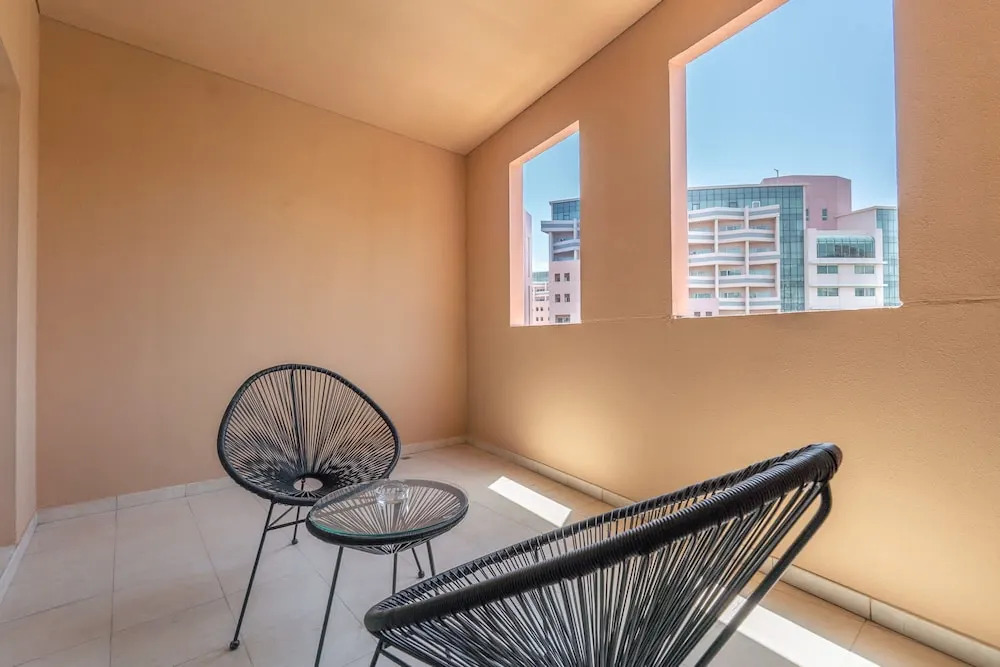 A Gorgeous Studio in Zen 20 That Sleeps 2