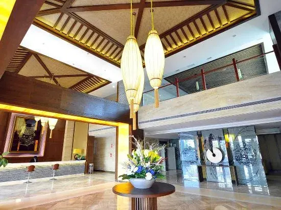 Rongting Holiday Inn Luoping