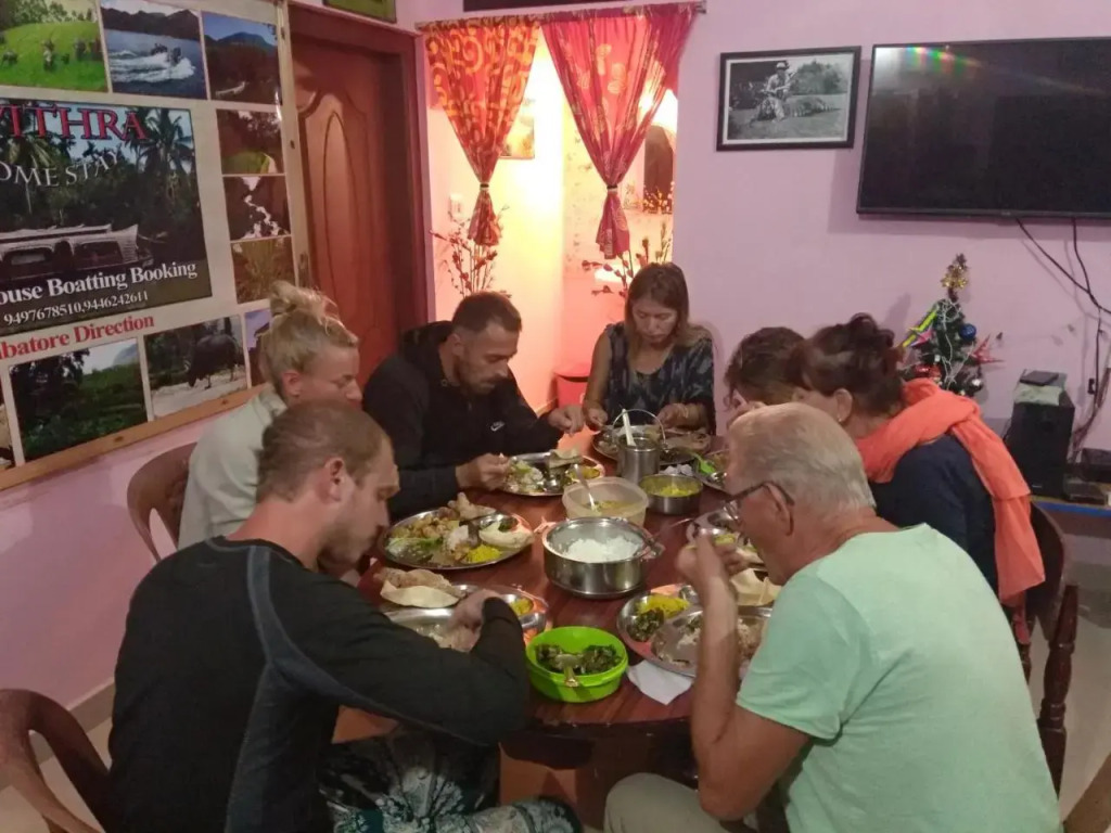 Pavithra Riverview Homestay
