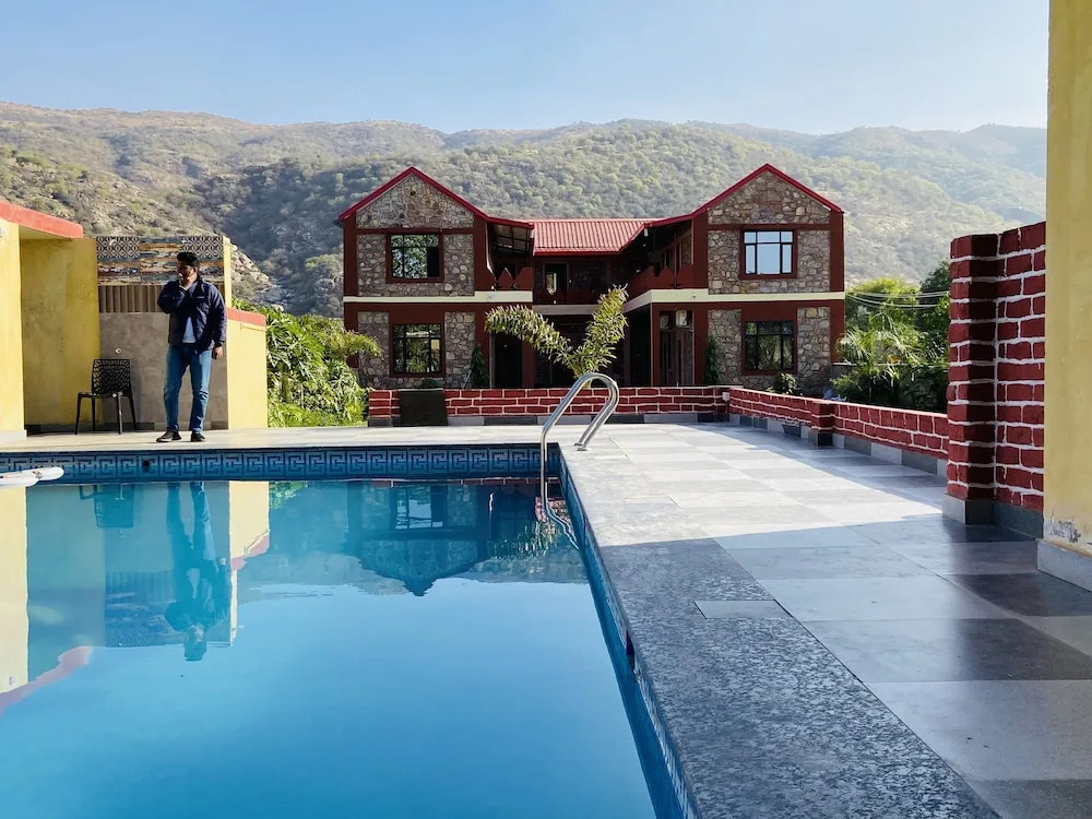 Pushkar Retreat Resort