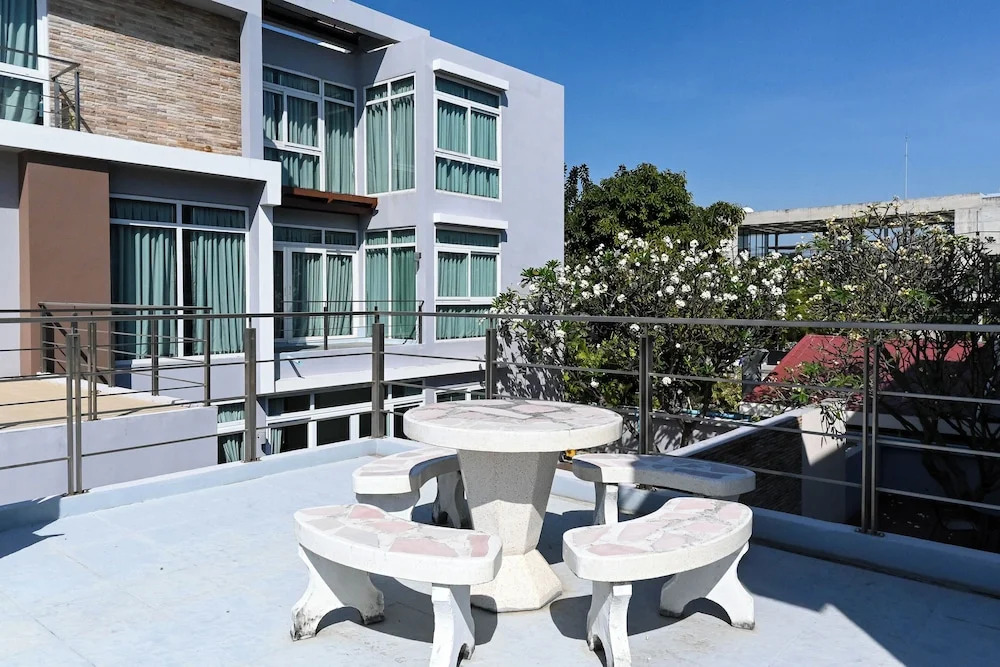 Golden Sea Pool Villa Hua Hin