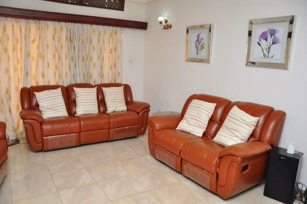Muyenga Luxury Vacation Home