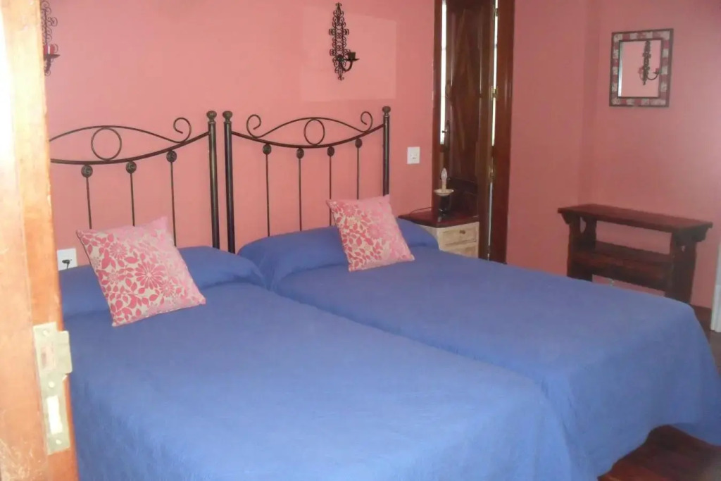 Saxa Hostel B&B