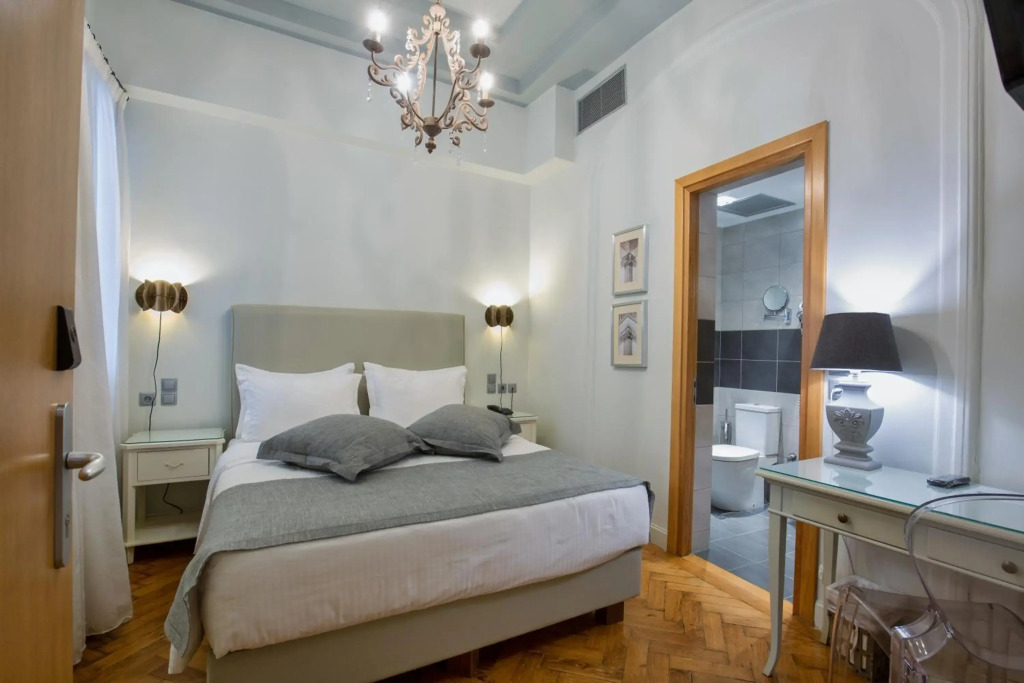 Sweet Home Hotel