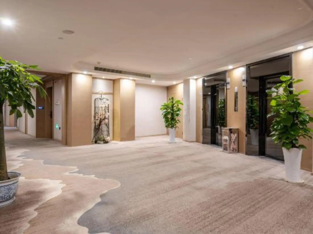 Stayat Hotel