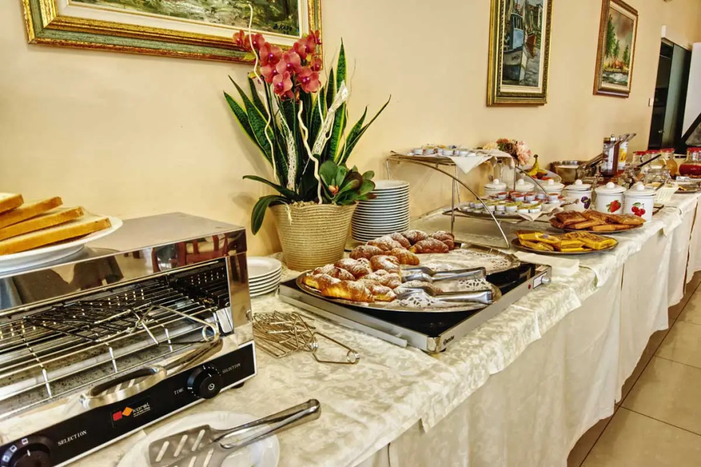 Hotel Pironi